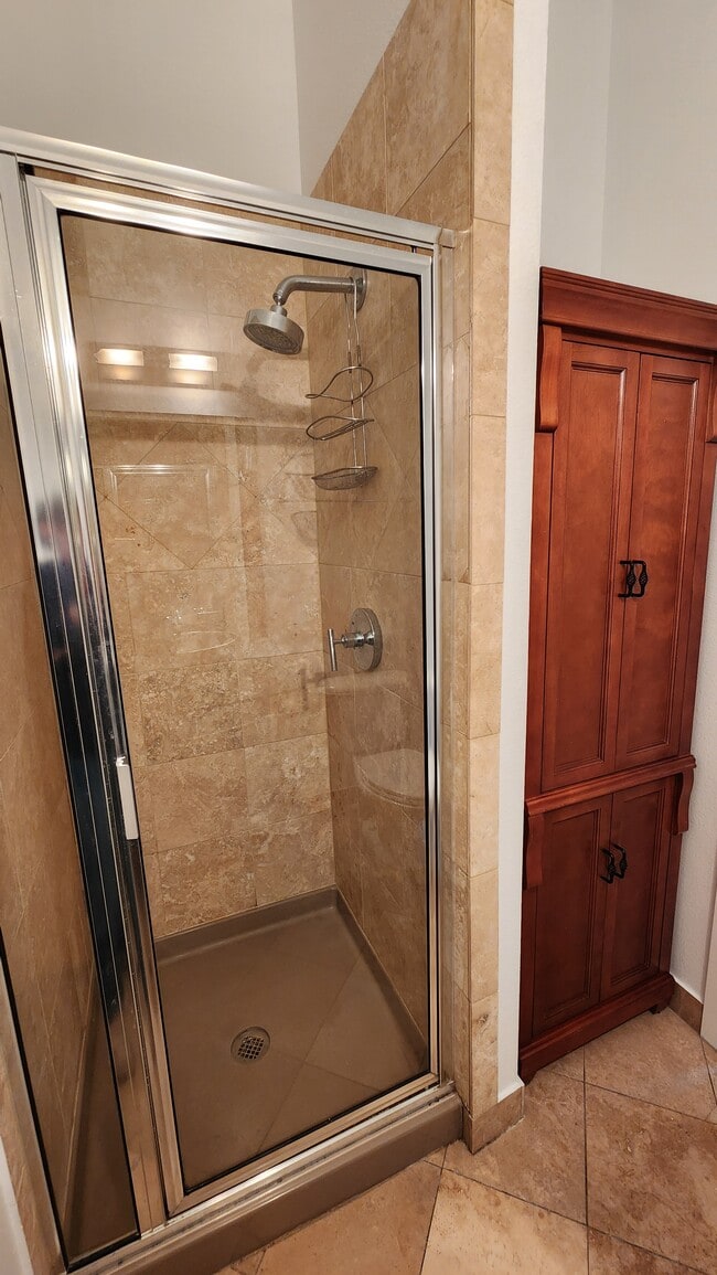 Building Photo - 744 Cannen John Ln