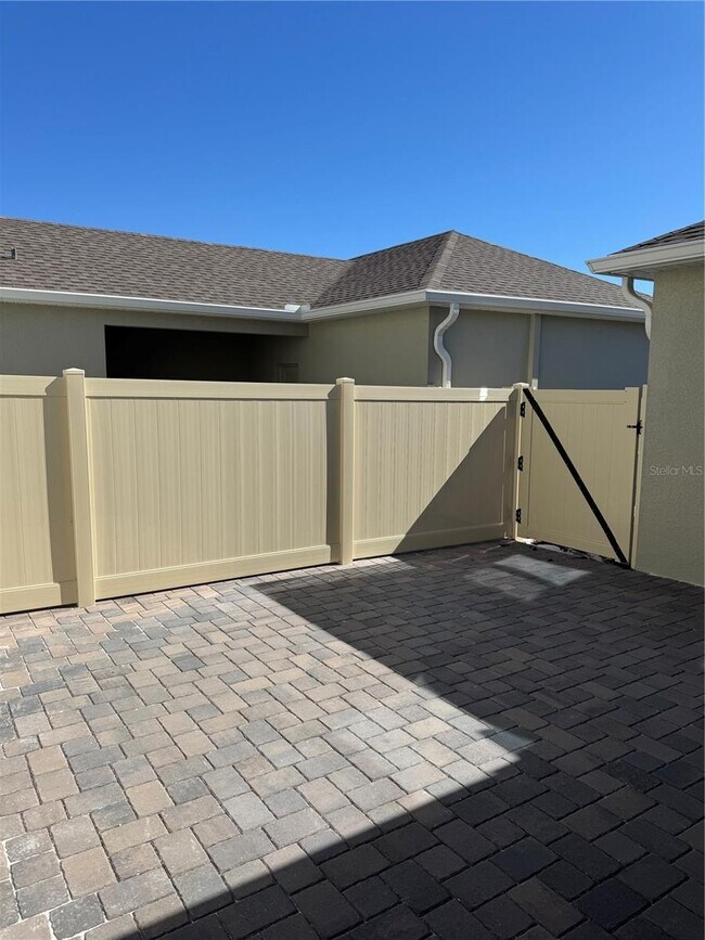 Building Photo - 1865 Fulfillment Dr