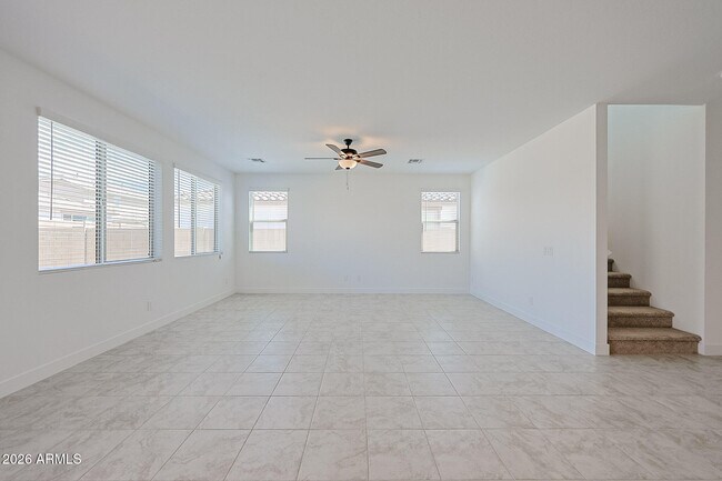 Building Photo - 14792 W Smoketree Dr