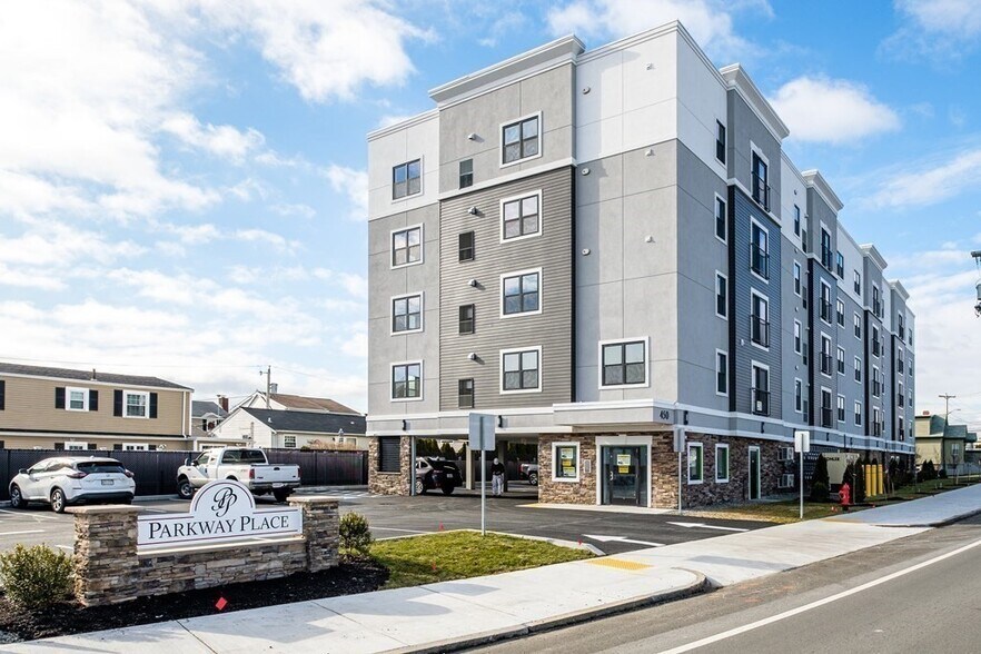 Building Photo - 440 American Legion Hwy