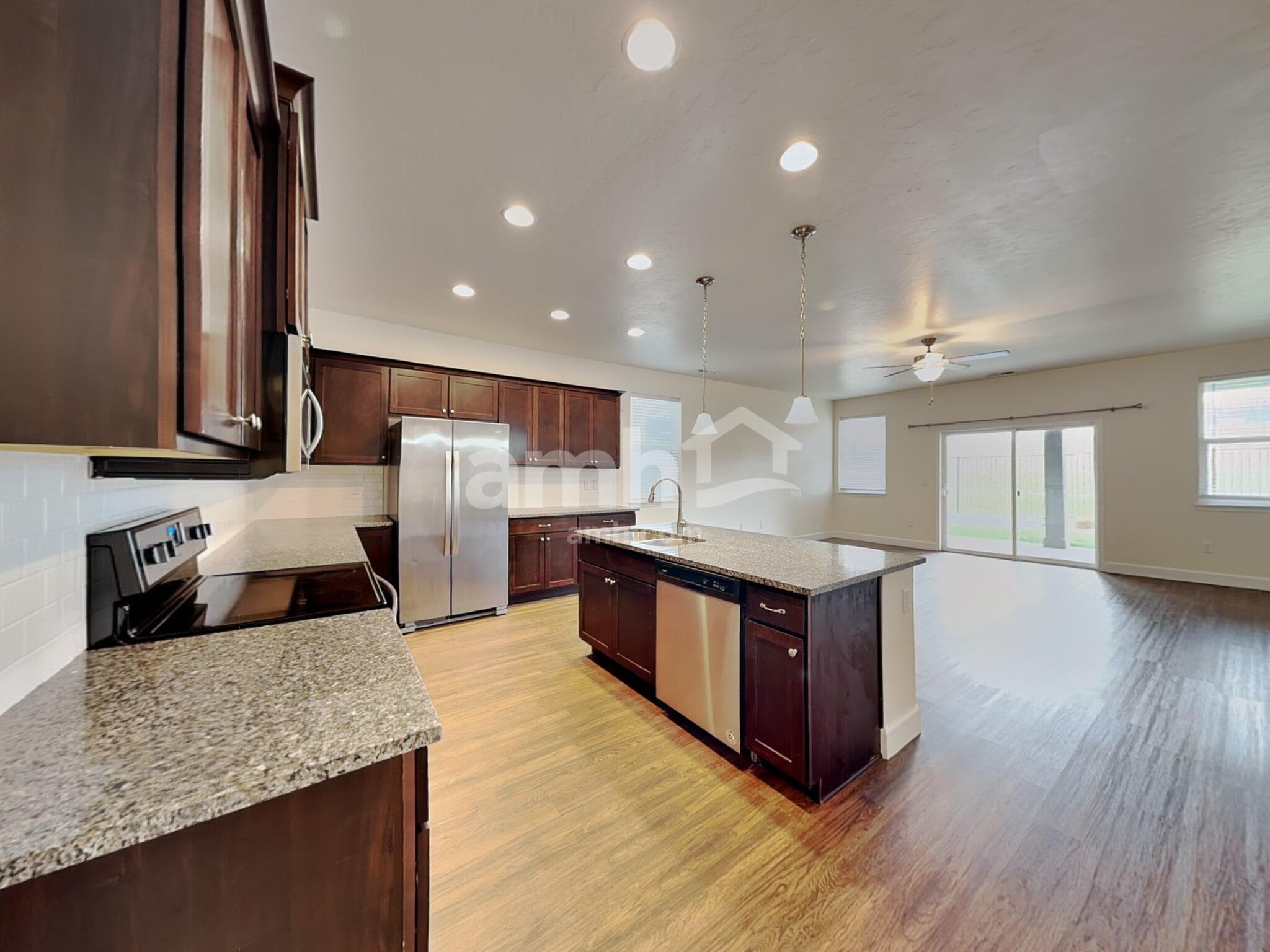 Building Photo - 231 E Sicily Dr