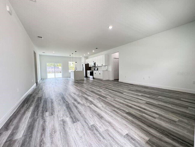 Building Photo - 5998 SW 128th St Rd
