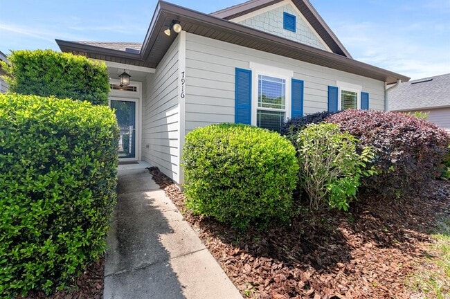 Building Photo - 7916 SW 80th Dr