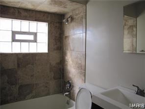 Building Photo - 4000 Inwood Dr