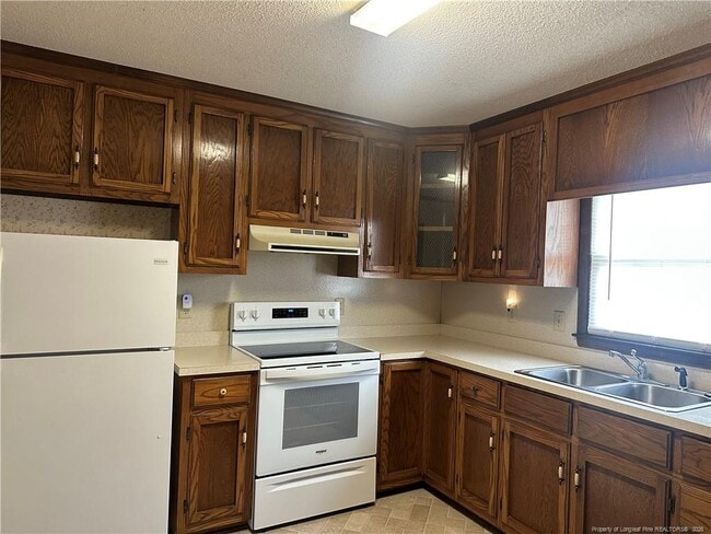 Building Photo - 3702 Cliffridge Dr