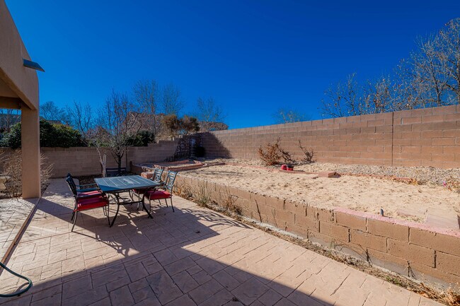 Building Photo - 9719 Calle Chamisa NW