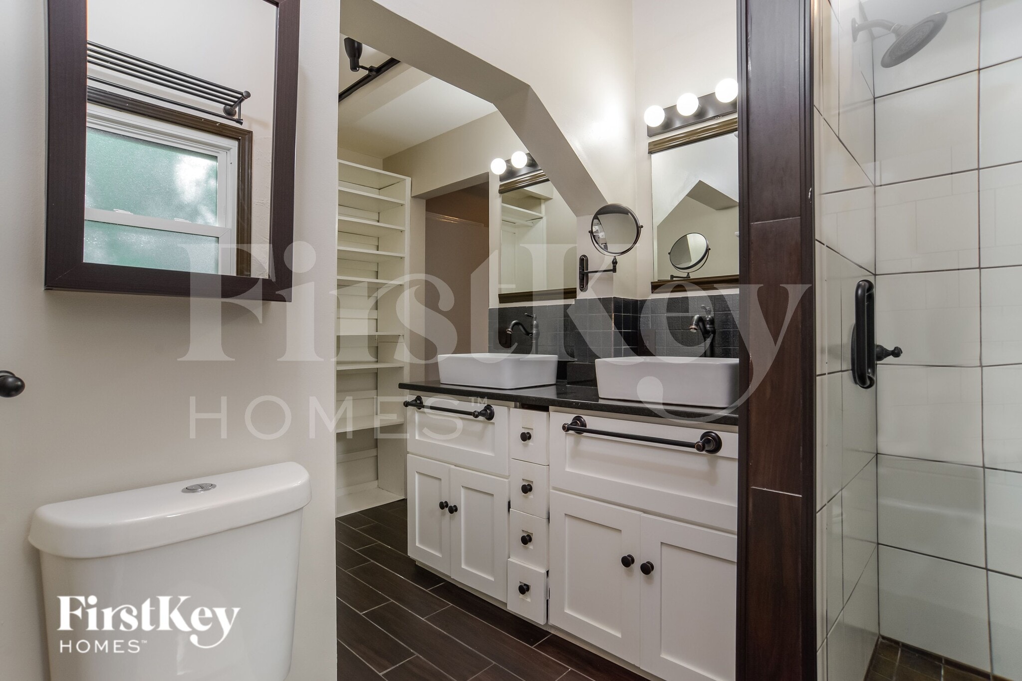 Building Photo - 8705 N Wayland Ave