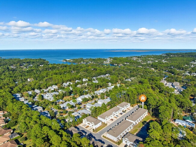 Building Photo - 183 Sandhill Pines Dr