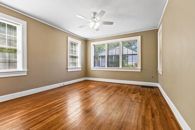 Building Photo - 1008 Fitzpatrick Ave