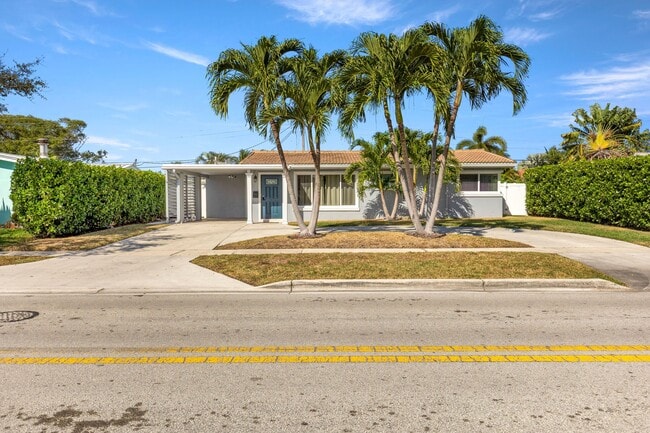 Primary Photo - 921 SE 13th Ct