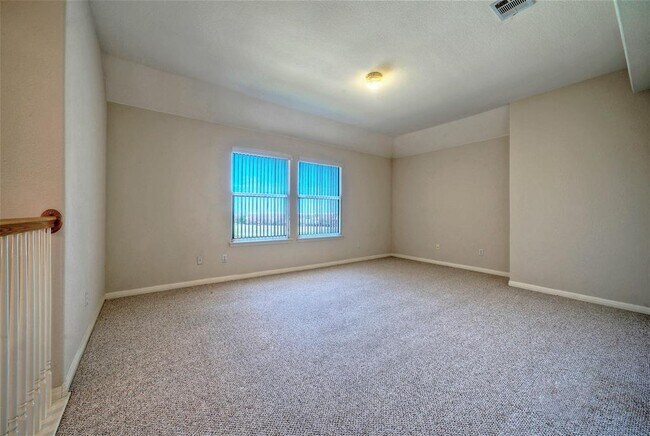 Building Photo - 601 Indian Run Dr