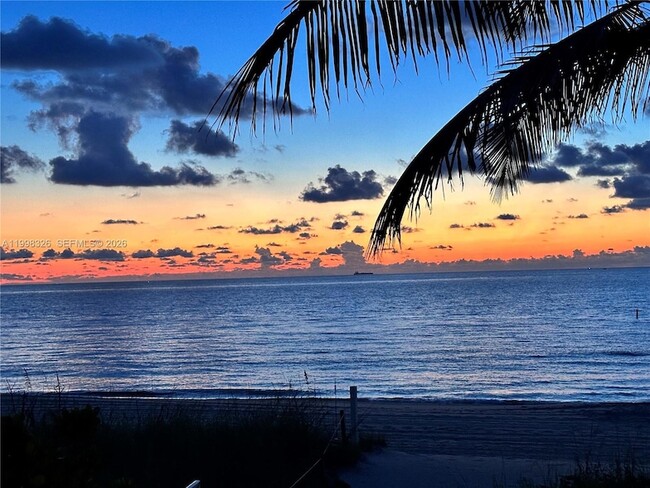 Building Photo - 1480 S Ocean Blvd