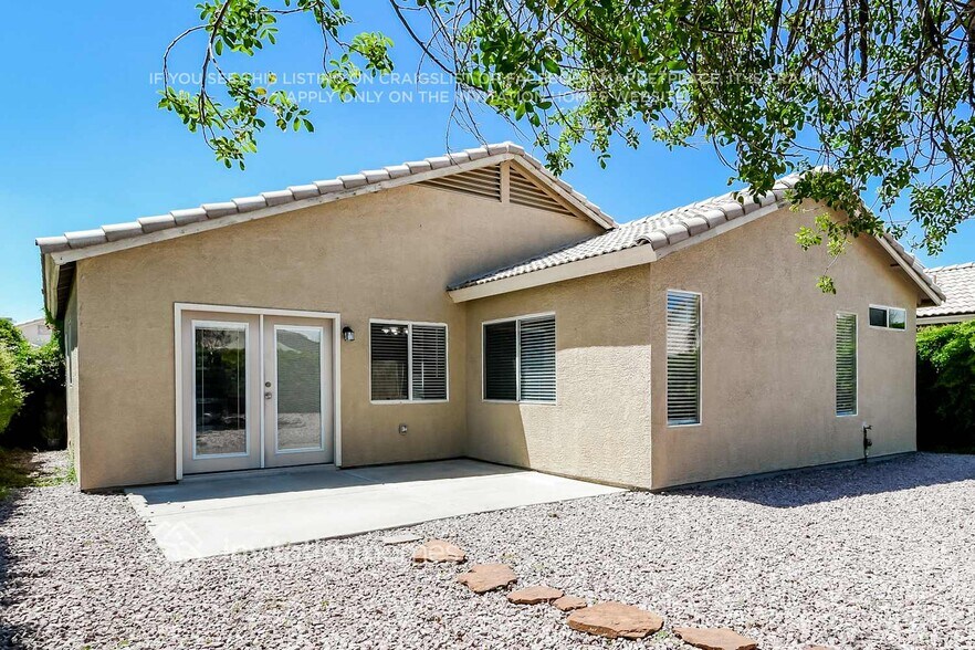 Building Photo - 3606 W Via Del Sol Dr