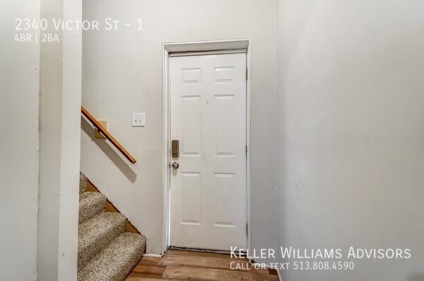 Building Photo - 2340 Victor St