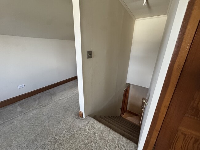 Building Photo - 2450 Sparta Rd