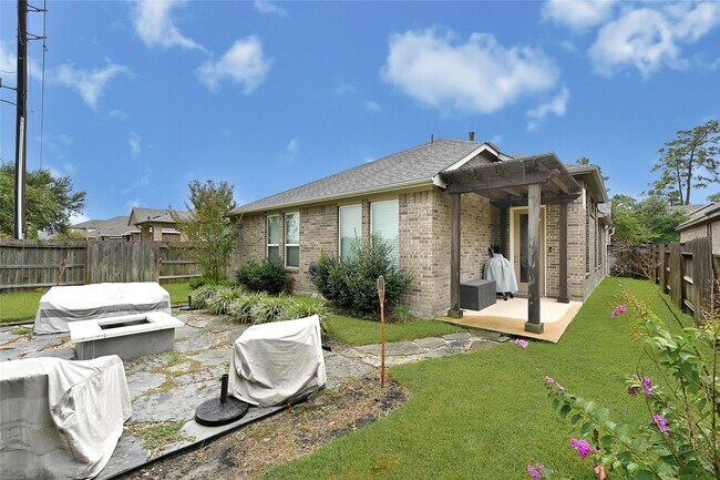 Building Photo - 13513 Northline Lake Dr
