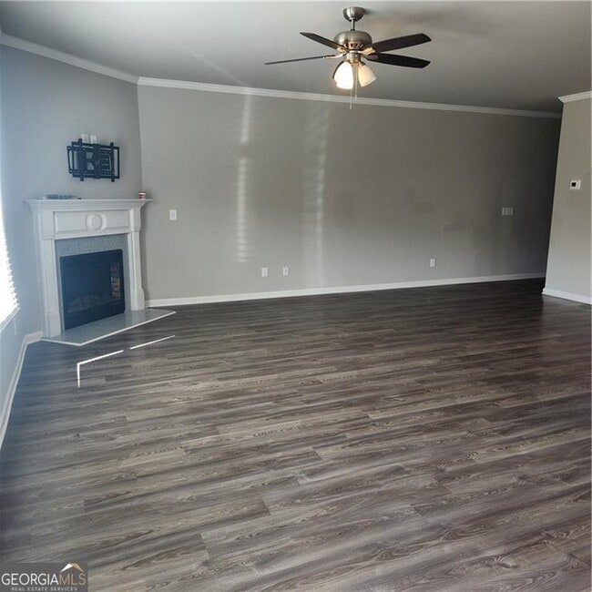 Building Photo - 5056 Silver Fox Trl