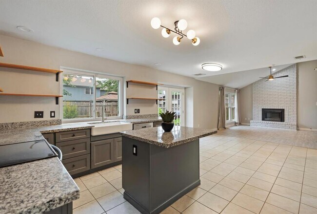 Building Photo - 25510 Chapel Ridge Ln