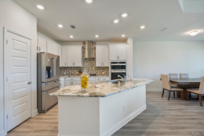 Building Photo - 3629 Highland Bayou Dr