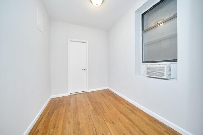 Building Photo - 1 bedroom in NEW YORK NY 10018