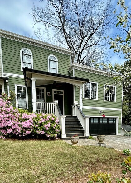 Primary Photo - 1822 Indiana Ave NE