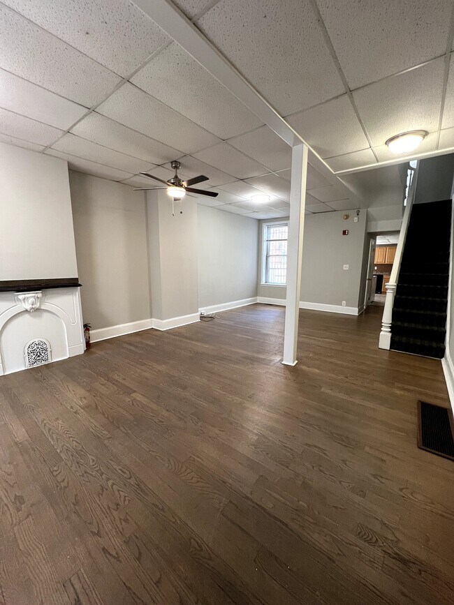 Building Photo - 4053 Sansom St
