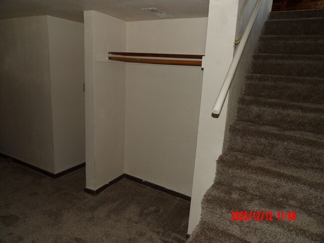 Building Photo - 2 Full Bedroom House with TWO BONUS rooms!