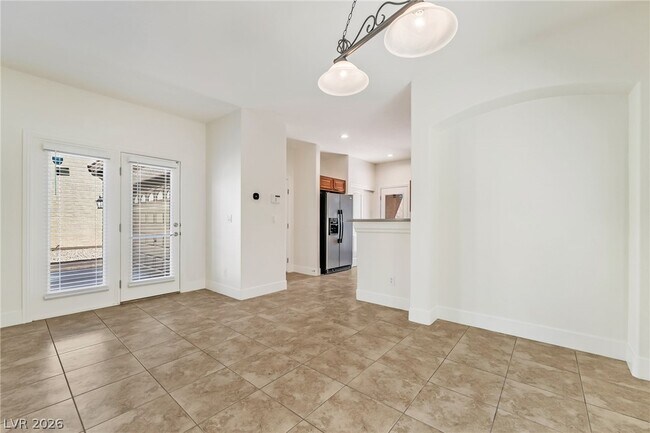 Building Photo - 9372 Glendora Valley St