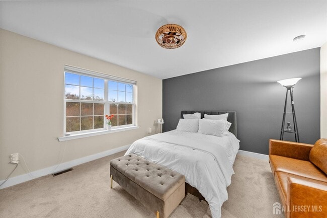 Building Photo - 1901 Swales Ct