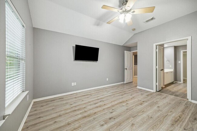 Building Photo - 25 Stone Creek Pl