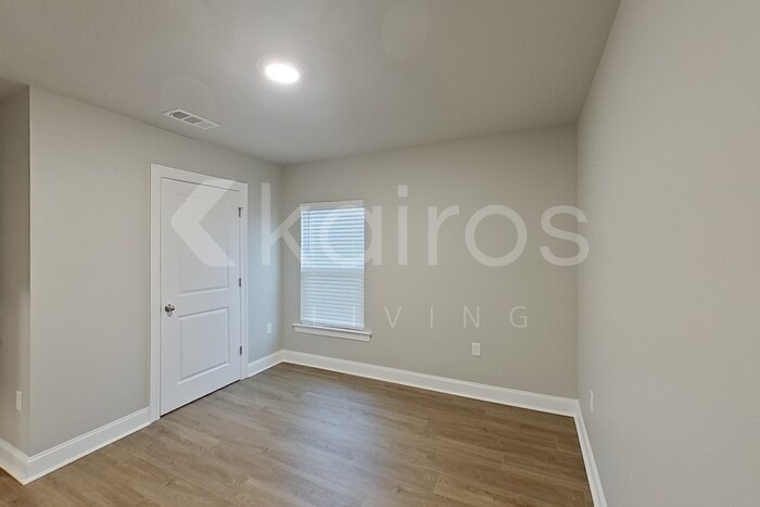 Building Photo - 22832 Monterey Ave