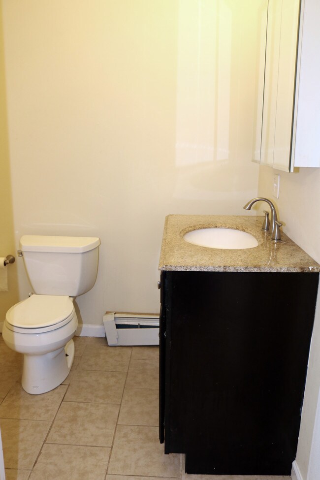 Primary Photo - 934 Capouse Ave