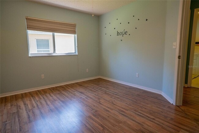 Building Photo - 3559 Capland Ave
