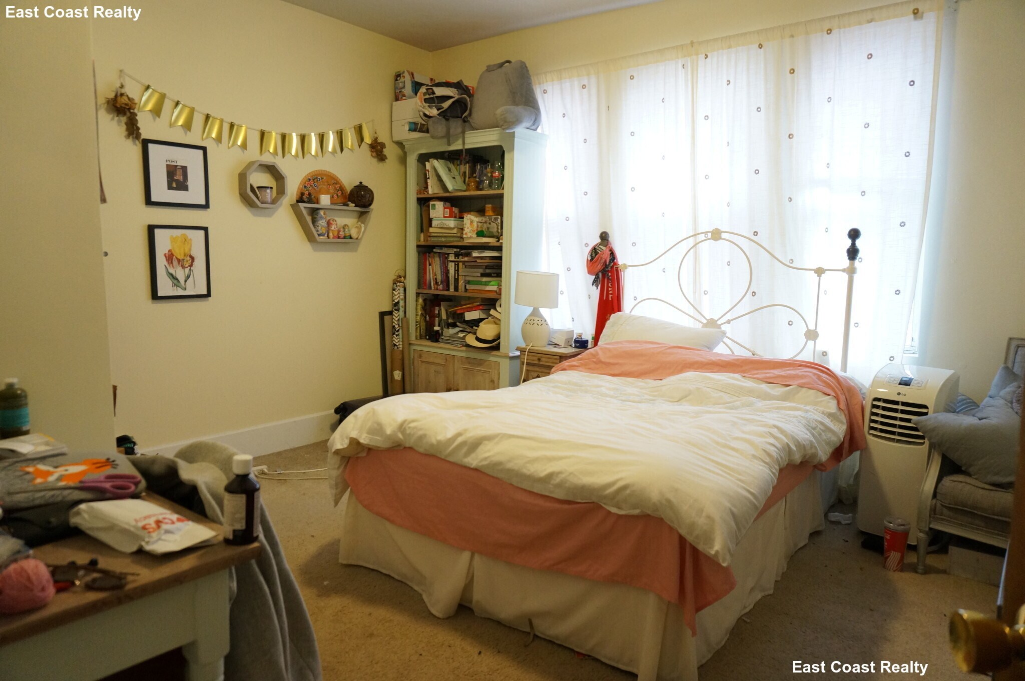 Building Photo - 12 Lorraine Ter