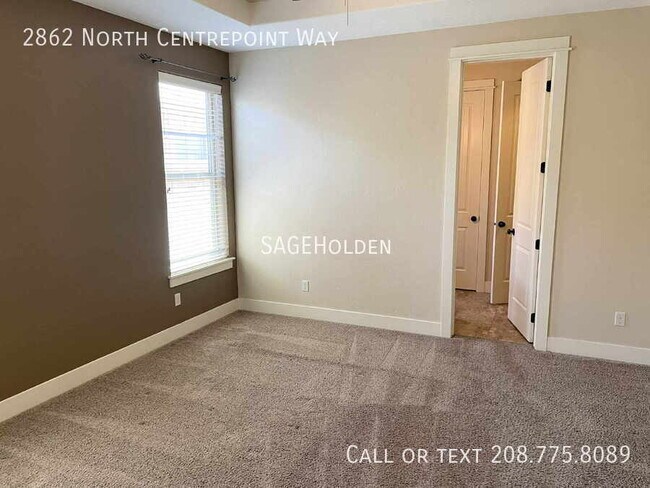 Building Photo - 2862 N Centrepoint Way