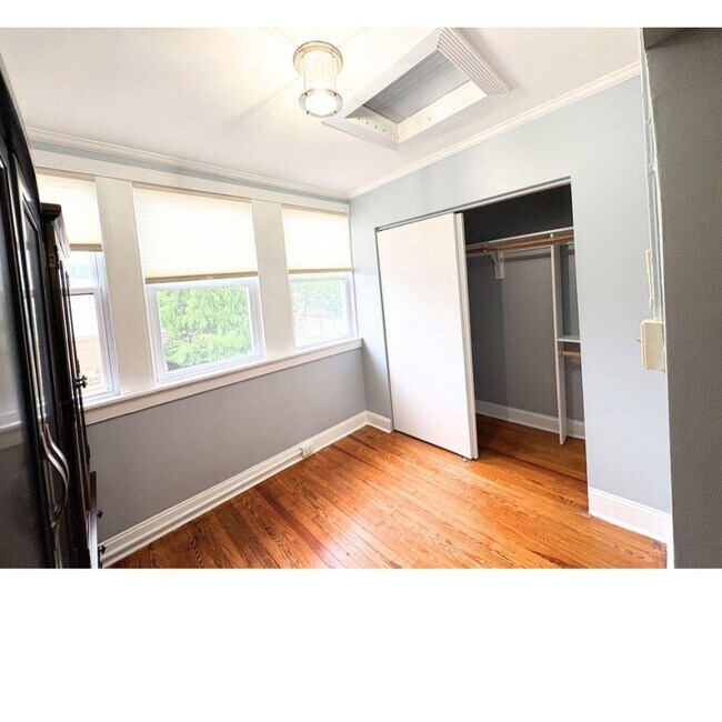 Building Photo - 5106 7th St NW