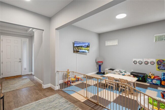 Building Photo - 15713 Sweet Limetta Dr