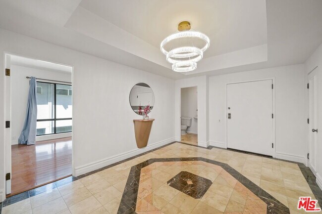 Building Photo - 1210 Kings Rd