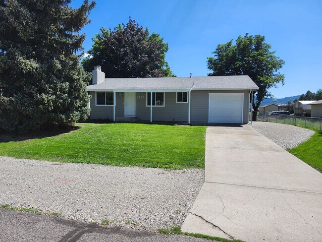 Building Photo - Beautiful 4 bedroom 2 bath Post Falls home for rent!