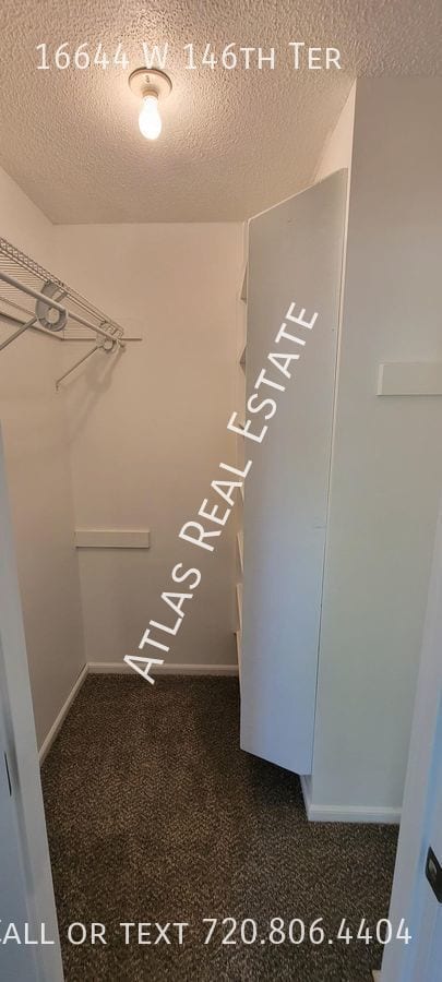 Building Photo - Exceptional home in Havencroft! 1.5 Story ...