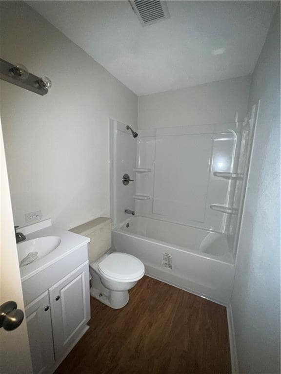 Building Photo - 153 W 16th St