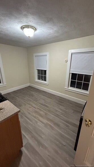 Building Photo - 297 Nahant Rd