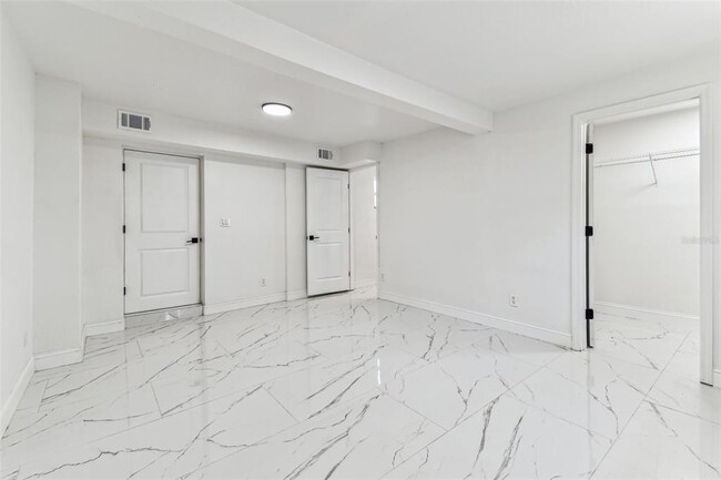 Building Photo - 4290 Neptune Dr SE