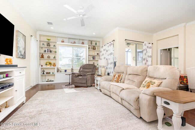 Building Photo - 2829 Avalonia Dr