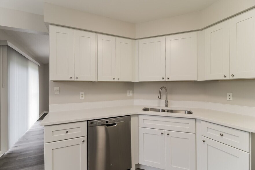 Building Photo - 10600 Crescendo Loop