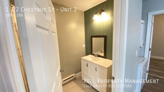 Building Photo - 1 1/2 Chestnut St-Unit 2