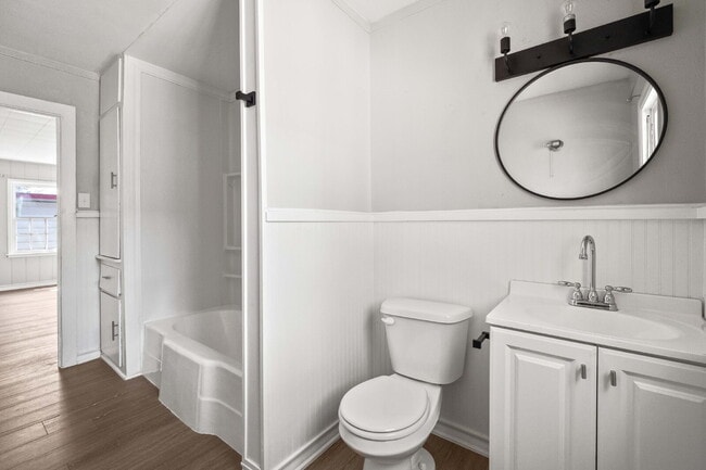 Building Photo - *PRE-LEASING* Updated Home w/ Large Bedrooms, Minutes from Texas Tech