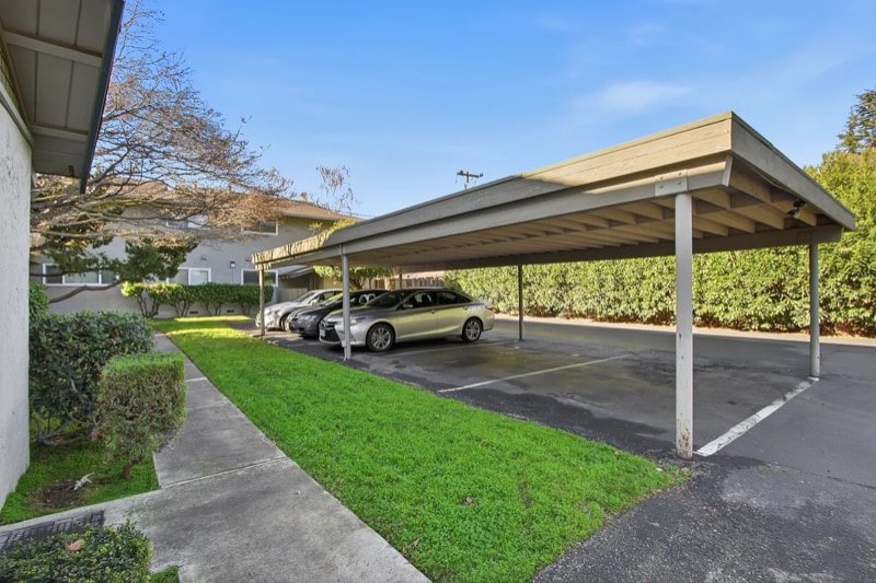 Building Photo - 597 Valley Forge Way