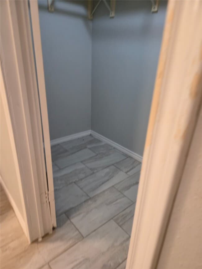 Building Photo - 5203 Pensdale St