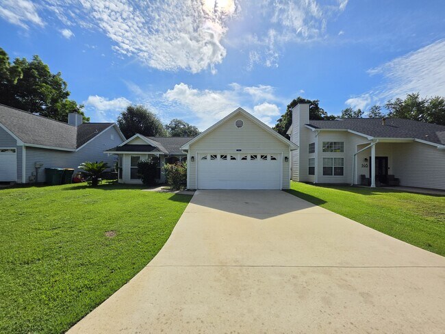 Building Photo - 148 Meadowbrook Ct
